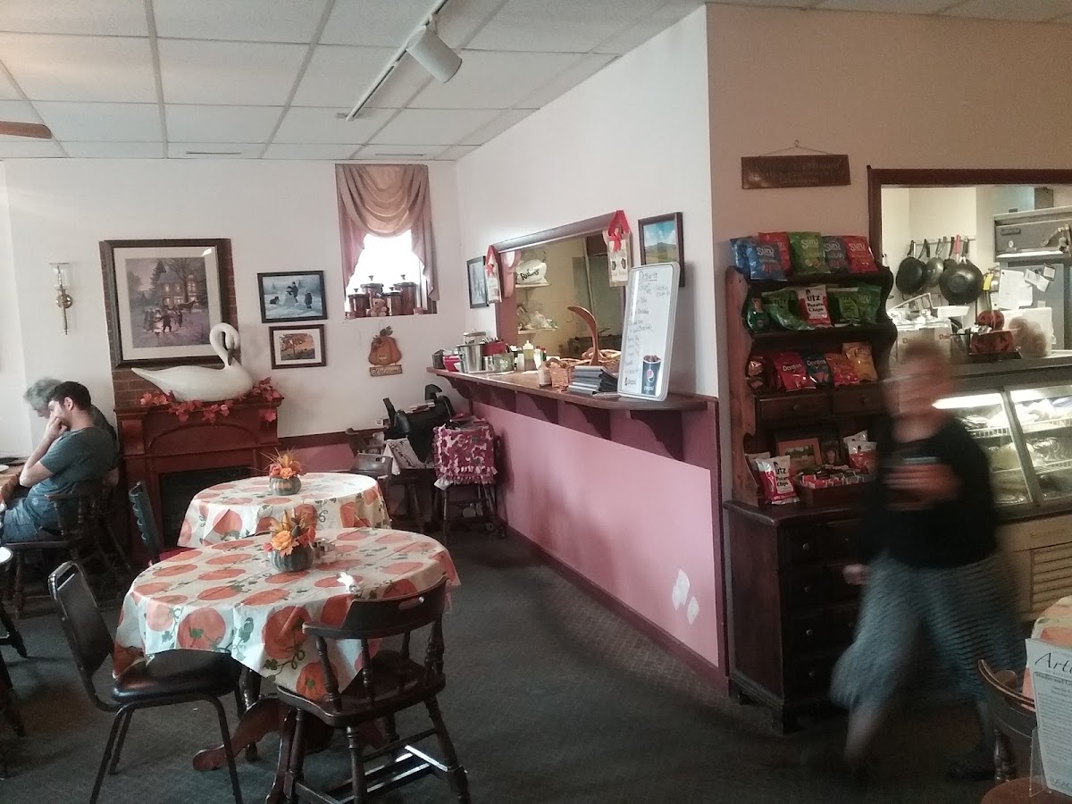 Country Cafe Photo 8